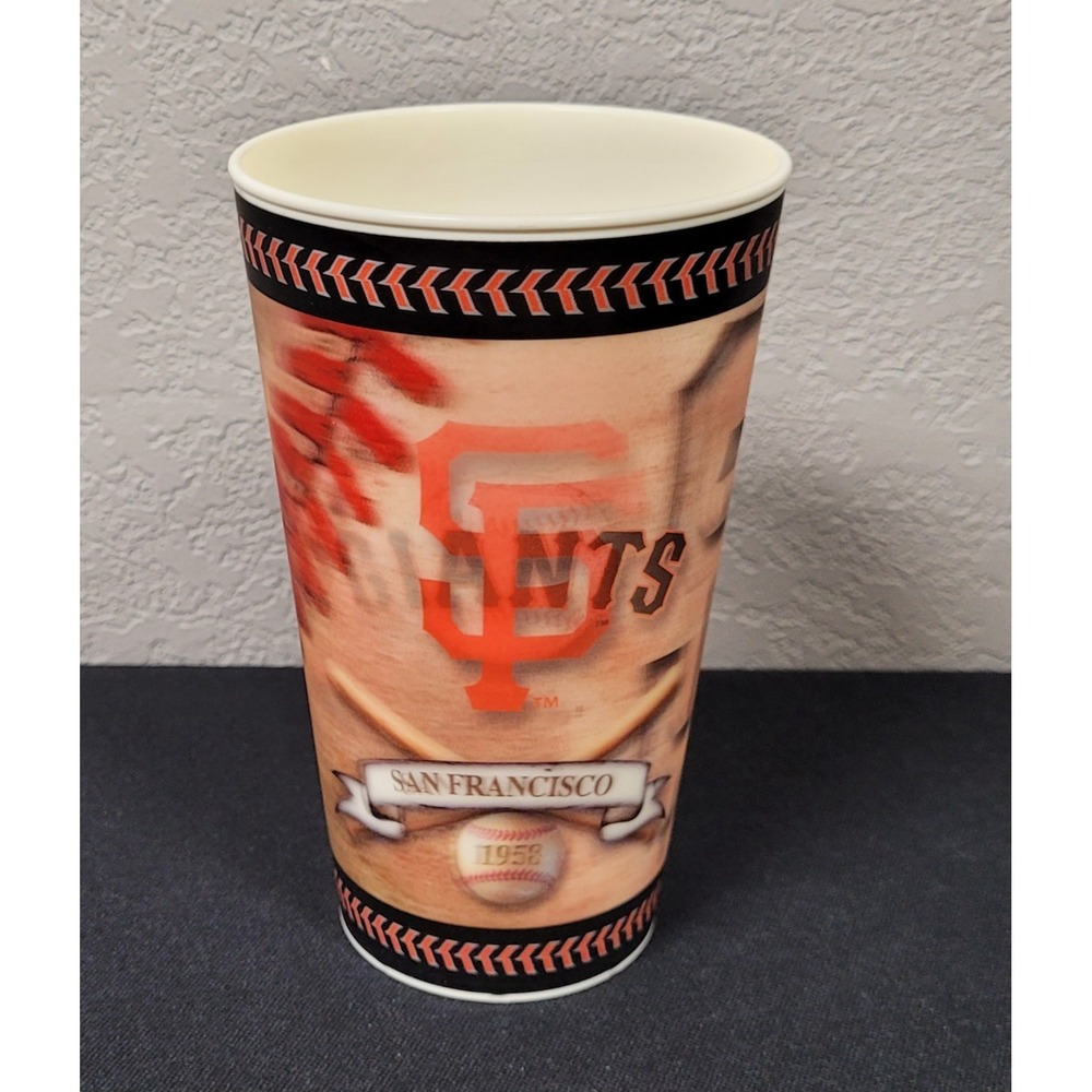 Capitol Cups MLB Lenticular Holographic SF Giants Plastic Souvenir Cup